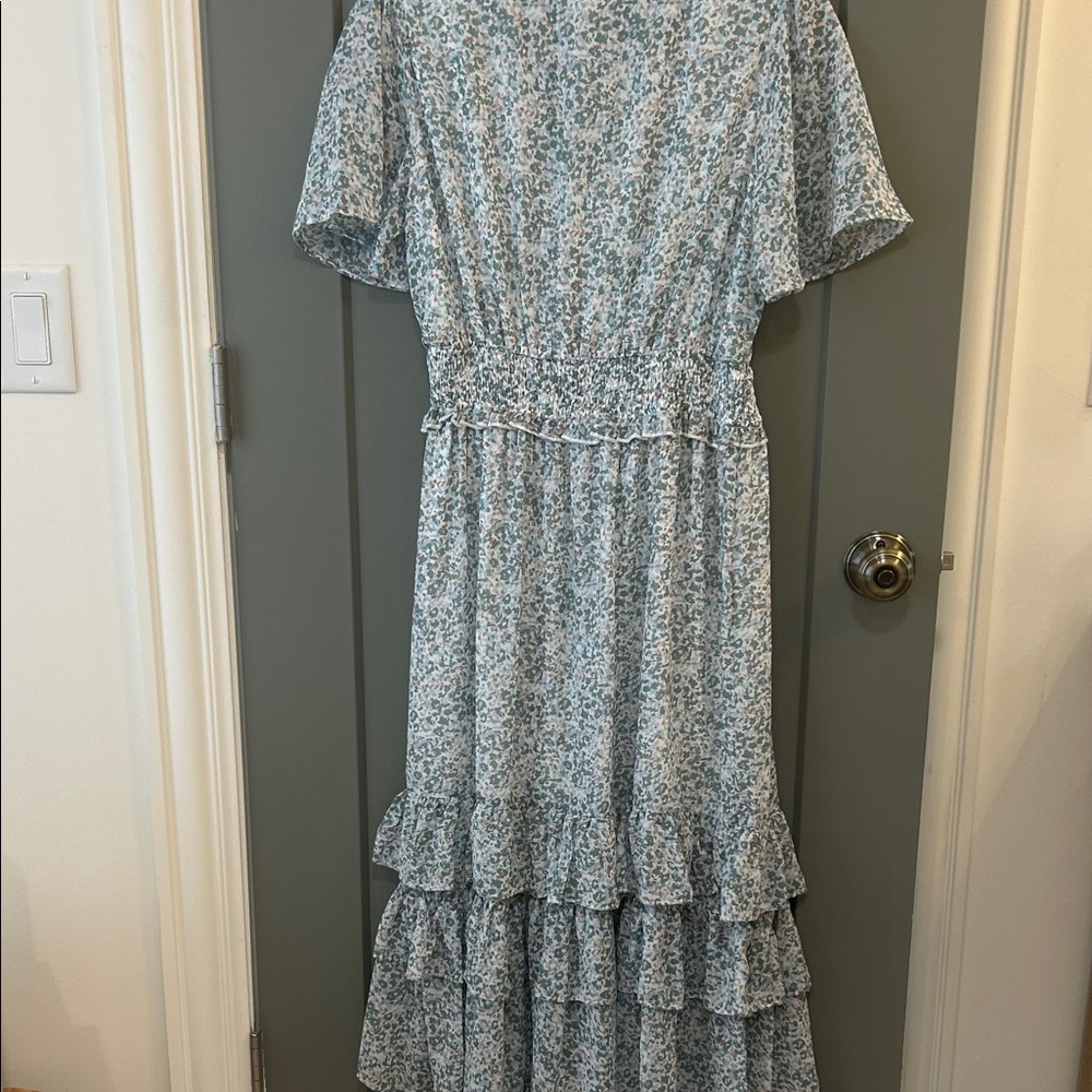 Rose & Remington Blue  Floral Midi Dress Size Medium - Picture 7 of 7